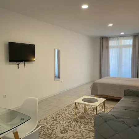 Covic Apartamento *